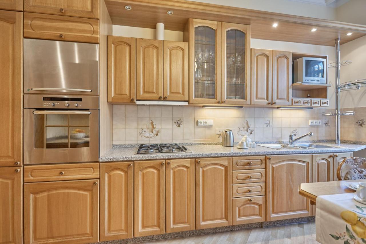 Villa Deluxe Apartments Карлови Вари Екстериор снимка
