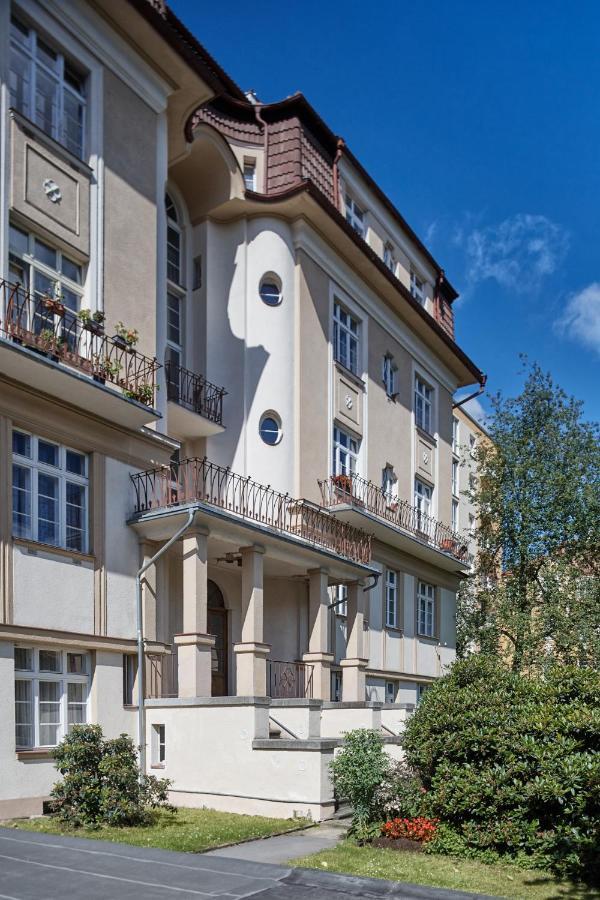 Villa Deluxe Apartments Карлови Вари Екстериор снимка